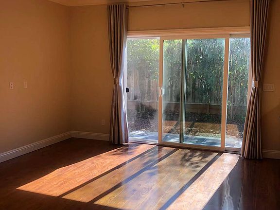 4th image of 2422 Maywood Ave