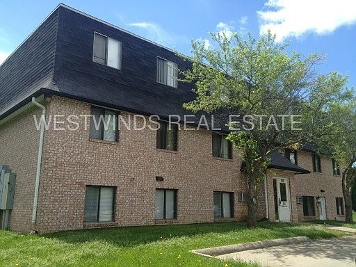 1st image of 326 Finkbine Ln APT 05
