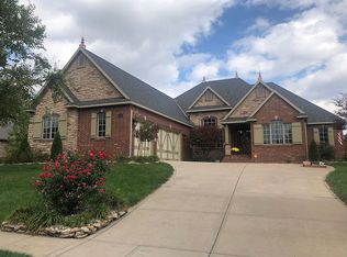 6352 S Weatherwood Trl, Springfield, MO 65810