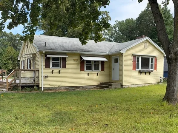 1037 Shaker Rd, Westfield, MA 01085