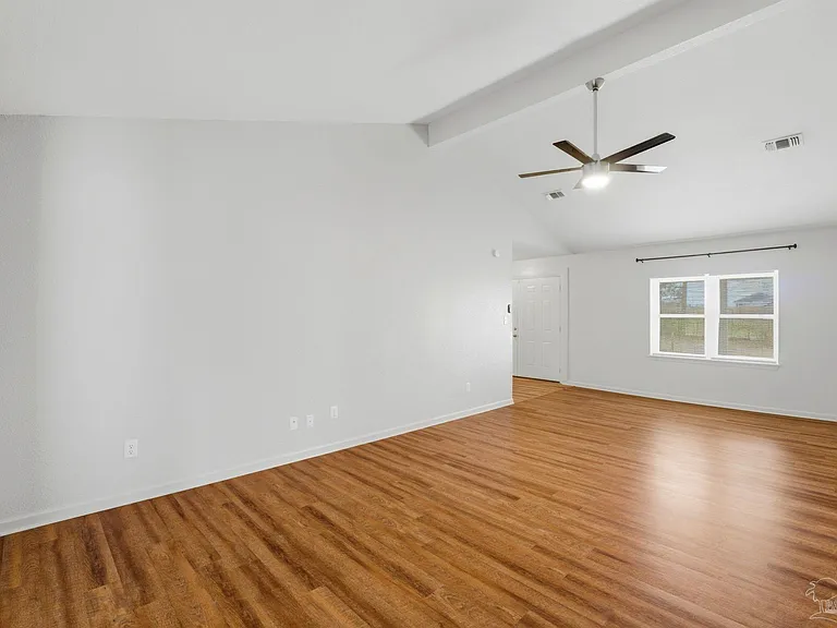6960 Klondike Rd — Photo 5