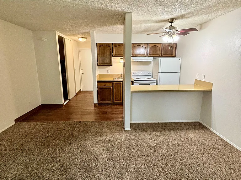 Gardenbrook Apartments — Photo 48
