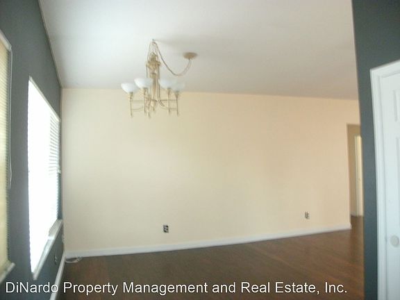 3rd image of 365 Morningside Ave