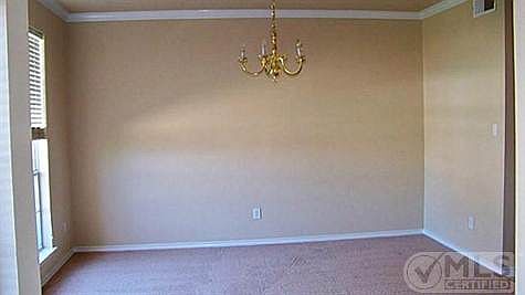 4th image of 2600 Leicester Dr