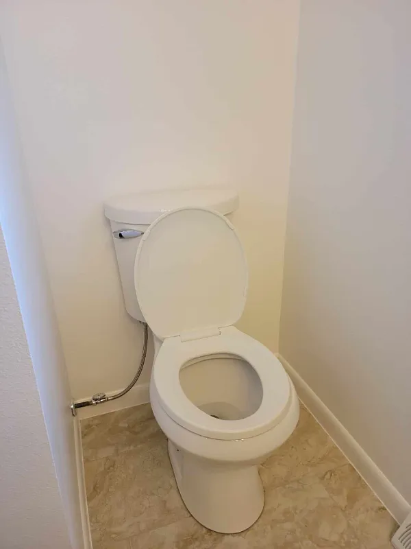 3 bed, 1368 sqft, $2,200 — Photo 1
