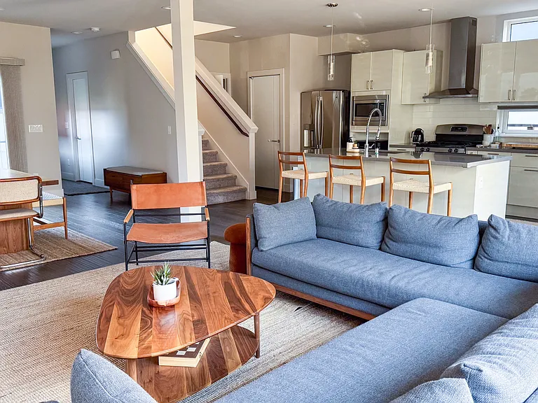 1471 14th Pl NE — Photo 16