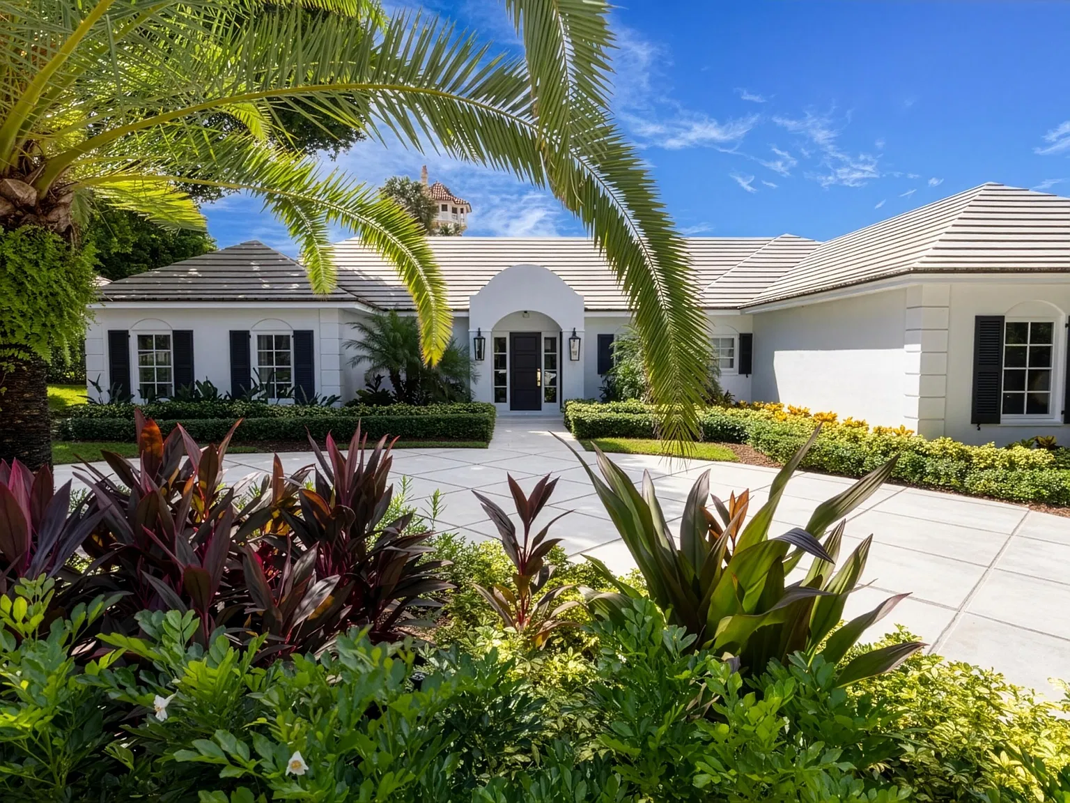 4 bed, 4.0 bath, 4072 sqft, $110,000 — Photo 4
