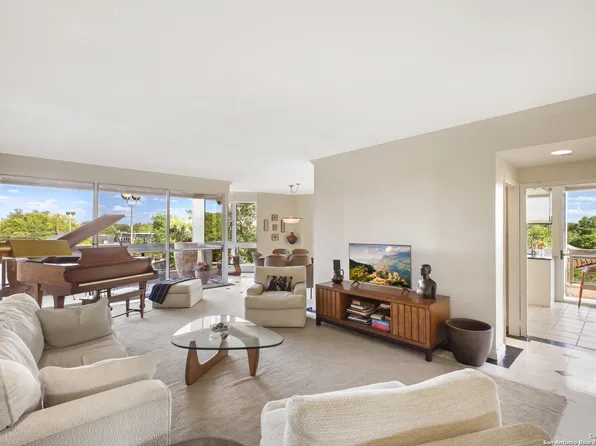 7887 Broadway #302, San Antonio, TX 78209