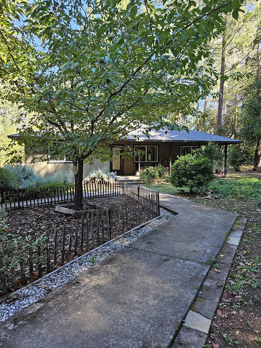 7916 Uva Dr photo 1