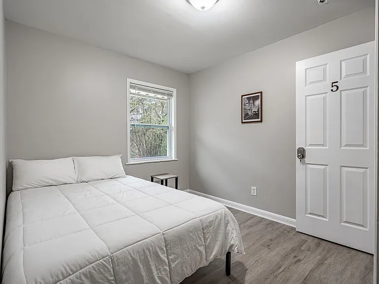 Conley Dr — Photo 1