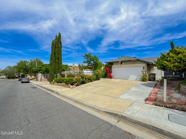 36790 Spanish Broom Dr, Palmdale, CA 93550