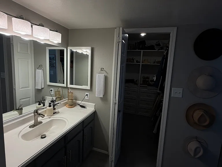 7335 E Northland Dr — Photo 5
