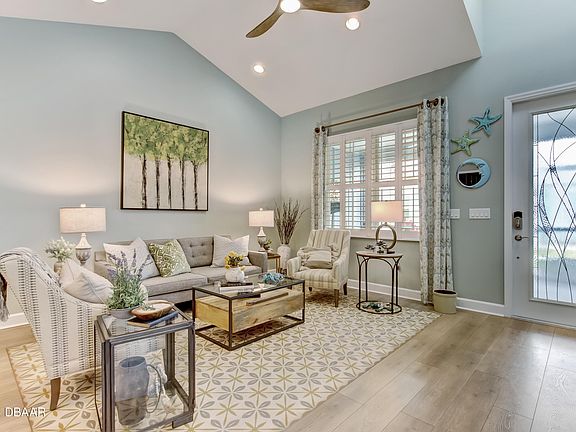 4th image of 541 Margaritaville Ave