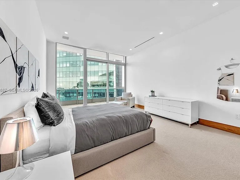 200 Biscayne Boulevard Way #Penthouse 5401 — Photo 25