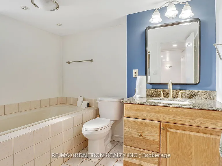 79 Kencliff Cres — Photo 14