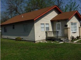 902 N 3rd St, Temple, TX 76501