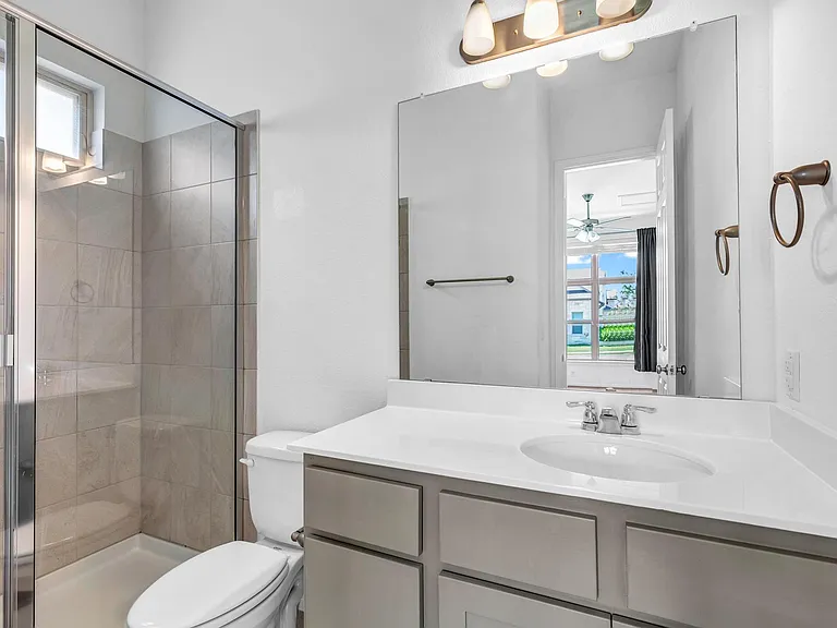 2907 Zelma Dr — Photo 21