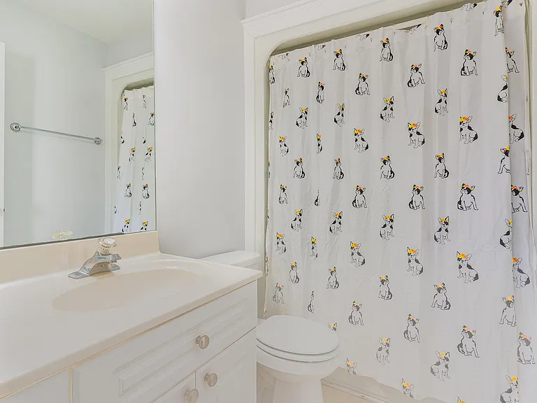 111 Ellington Oaks Ct — Photo 17