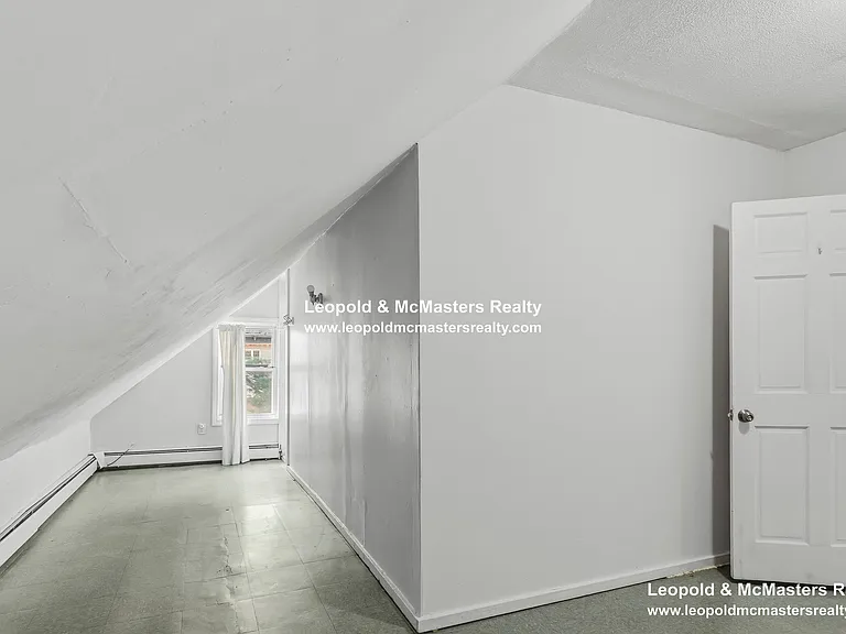 32 Salem St #3 — Photo 11