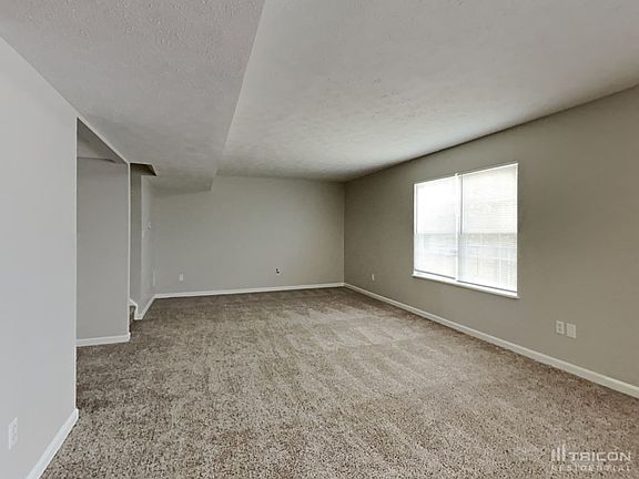 3rd image of 6215 Copeland Lakes Ln