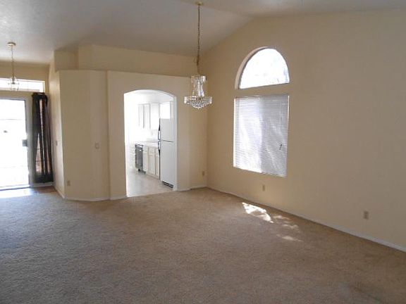 5th image of 8342 W Maryland Ave