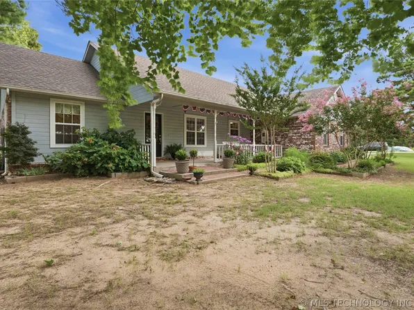 6574 S 85th St E, Braggs, OK 74423