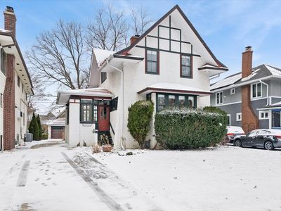 637 N Grove Ave, Oak Park, IL, 60302