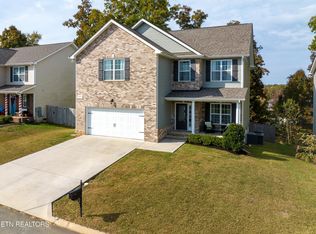 2016 Mahogany Wood Trl, Knoxville, TN 37920