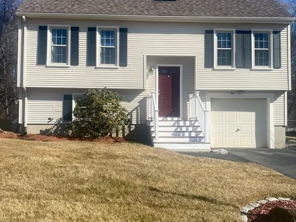 4 Alvanos Dr, Haverhill, MA 01830