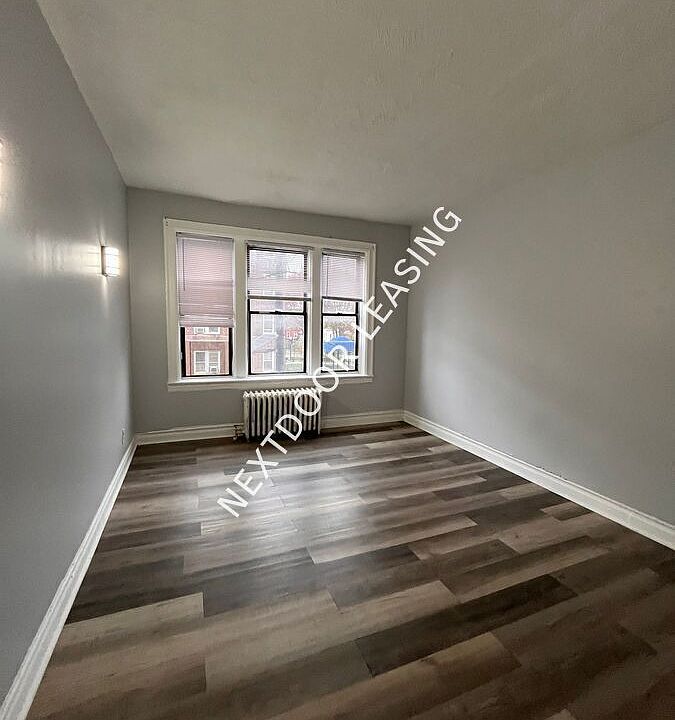 2nd image of 122 Corbin Ave #204M