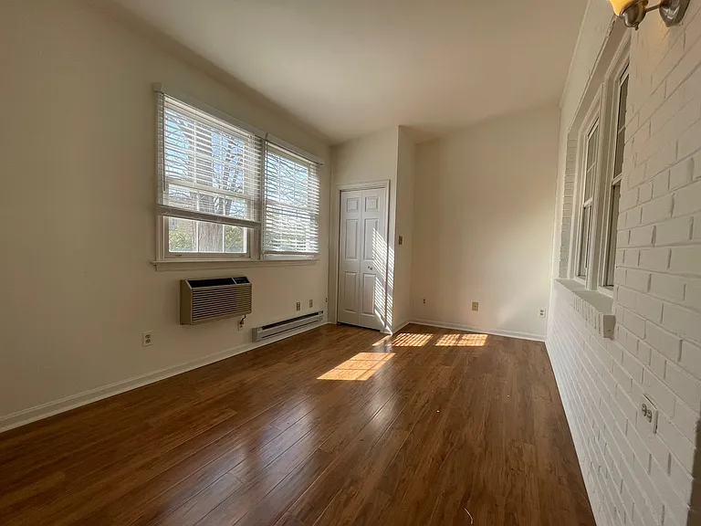 2614 41st Street NW — Photo 14
