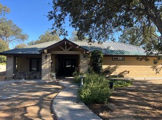 33945 Camelback Rd, Auberry, CA 93602