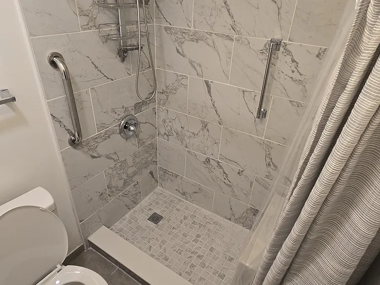 70 Rittenhouse Dr — Photo 7