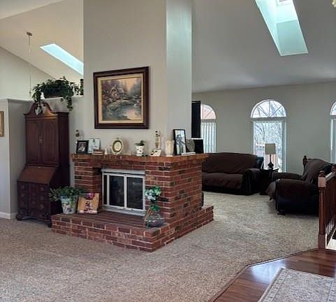 3rd image of 4925 Lowndes Dr