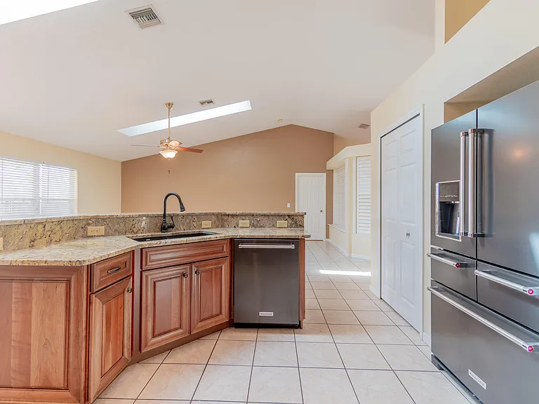 5593 NW Wesley Rd — Photo 22
