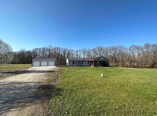 899 Paradise Pl, Spencer, IN 47460