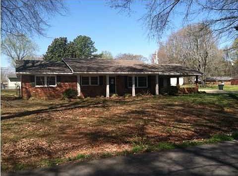 1st image of 502 E Lakeside Dr
