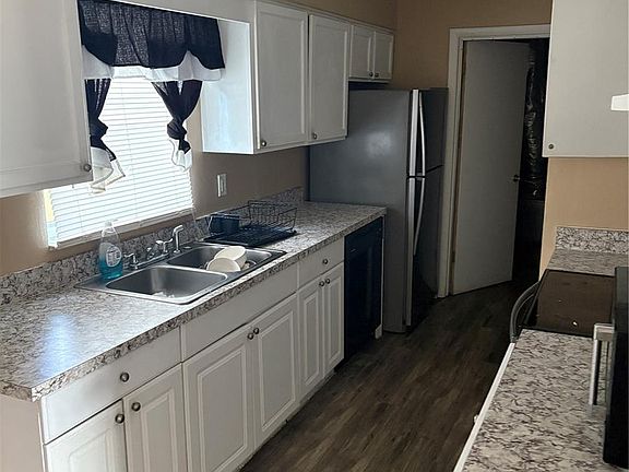 2nd image of 6077 North Ln