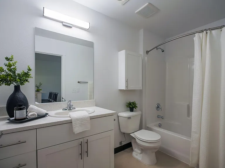 7550 N Lombard St — Photo 17