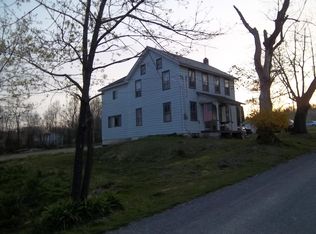 3471 White Pine Dr, Walnutport, PA 18088