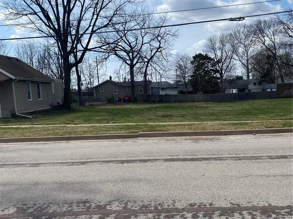 3311 Eminence Blvd, Saint Louis, MO 63114