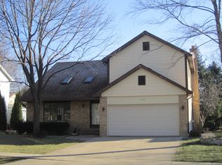 1333 Rose Blvd, Buffalo Grove, IL 60089