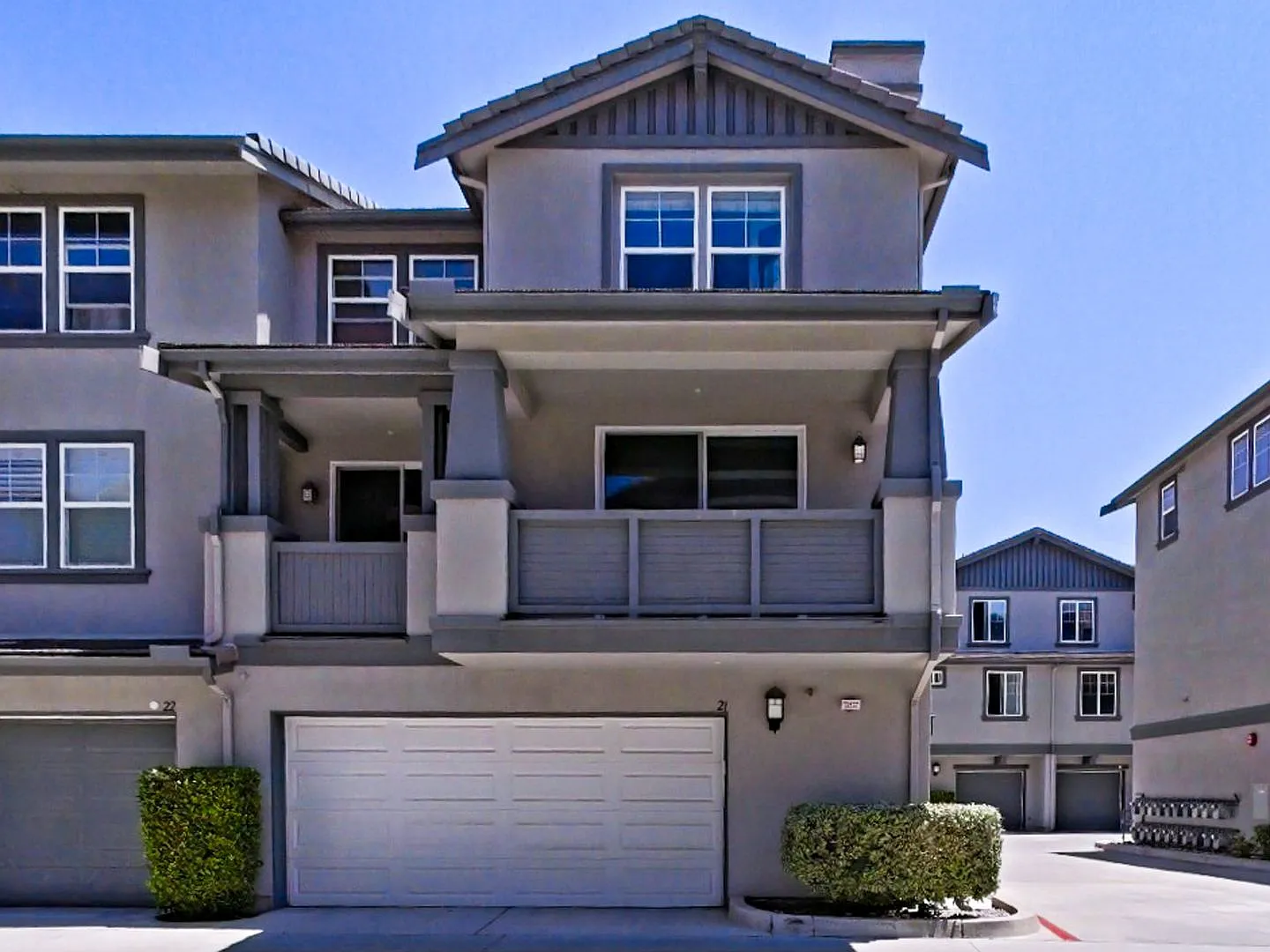 Spacious 3Bedroom Home in Prime San Diego Location — Photo 1