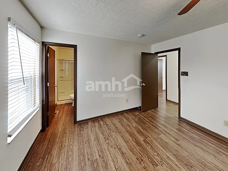 6687 Jennyann Way — Photo 10