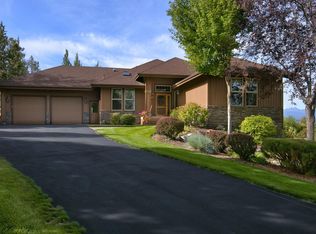 65965 Mariposa Ln, Bend, OR 97703