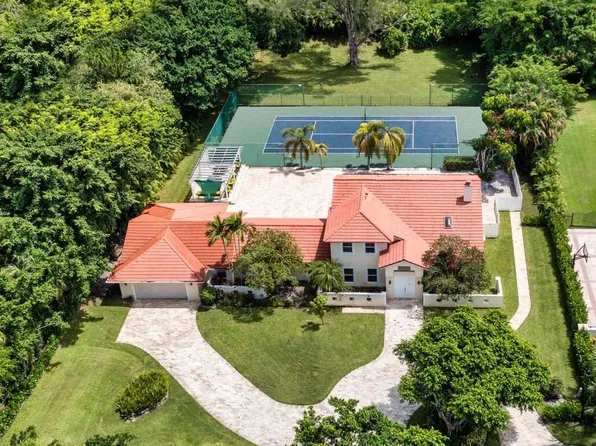 8044 Twin Lake Drive, Boca Raton, FL 33496