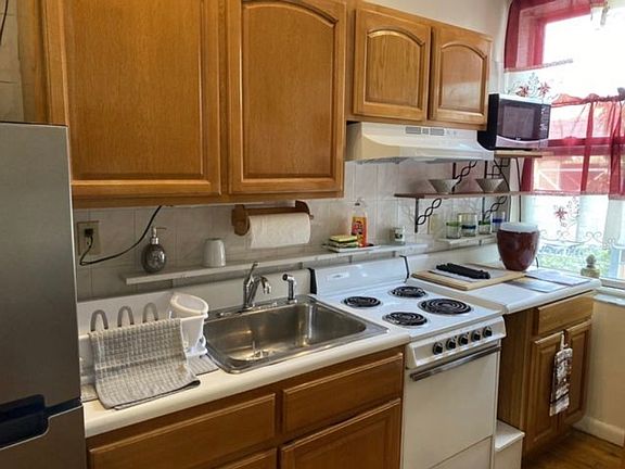 2nd image of 23-05 26th St #1A