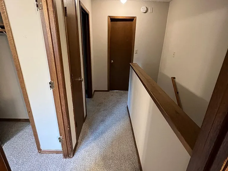 35 E Pleasant View Dr — Photo 10