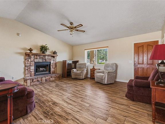 5th image of 22270 Tehama Rd