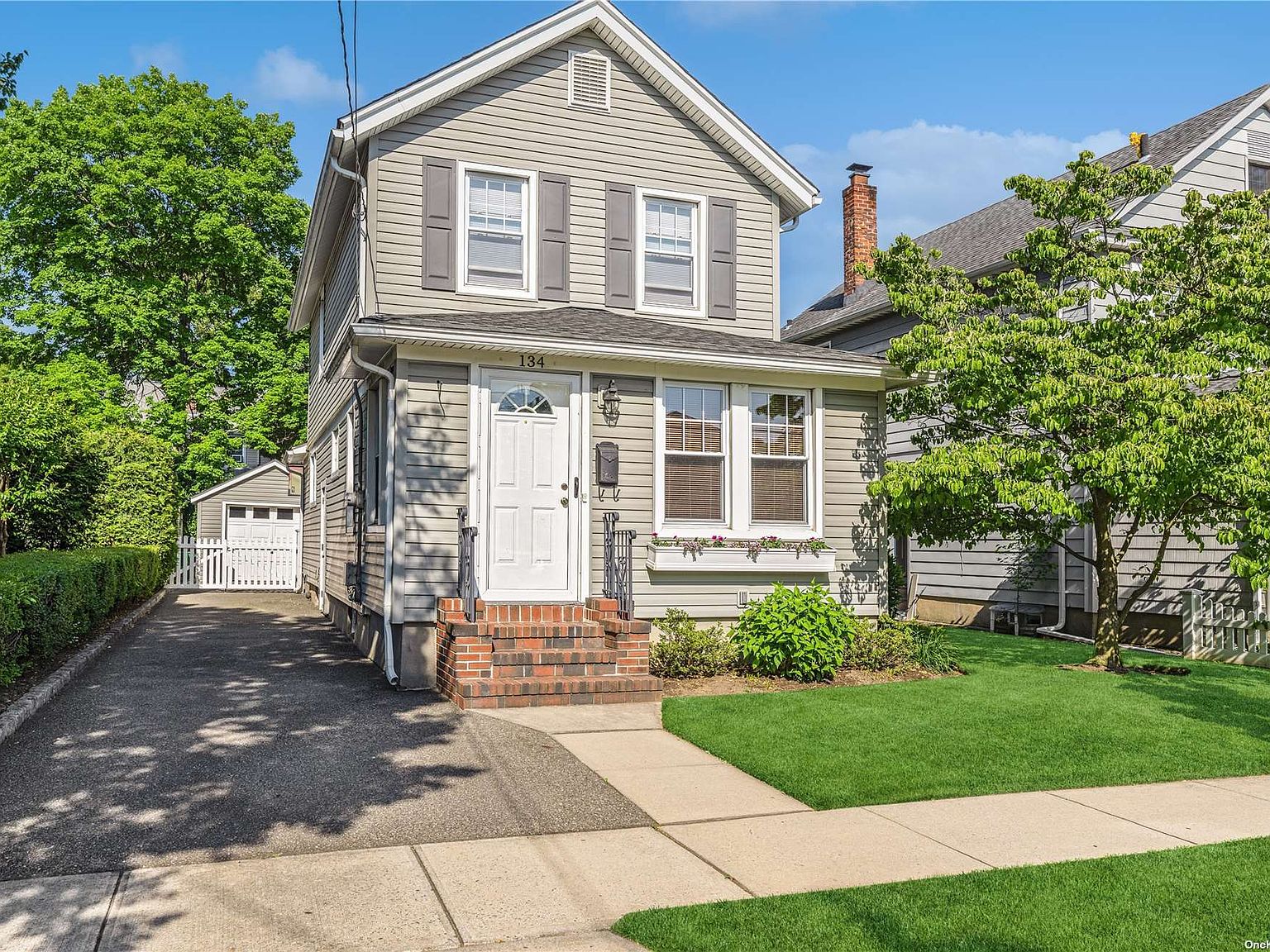 134 N 10th Street, New Hyde Park, NY 11040 Zillow